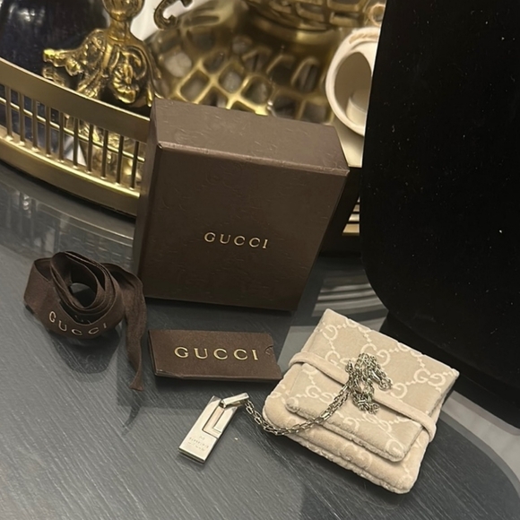 Auth Gucci G Plate Sterling silver necklace EUC - Picture 1 of 5